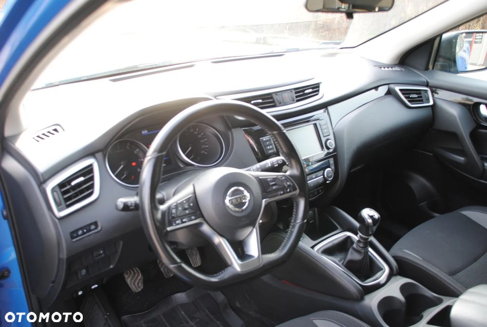 Nissan Qashqai 1.3 DIG-T ACENTA - 8