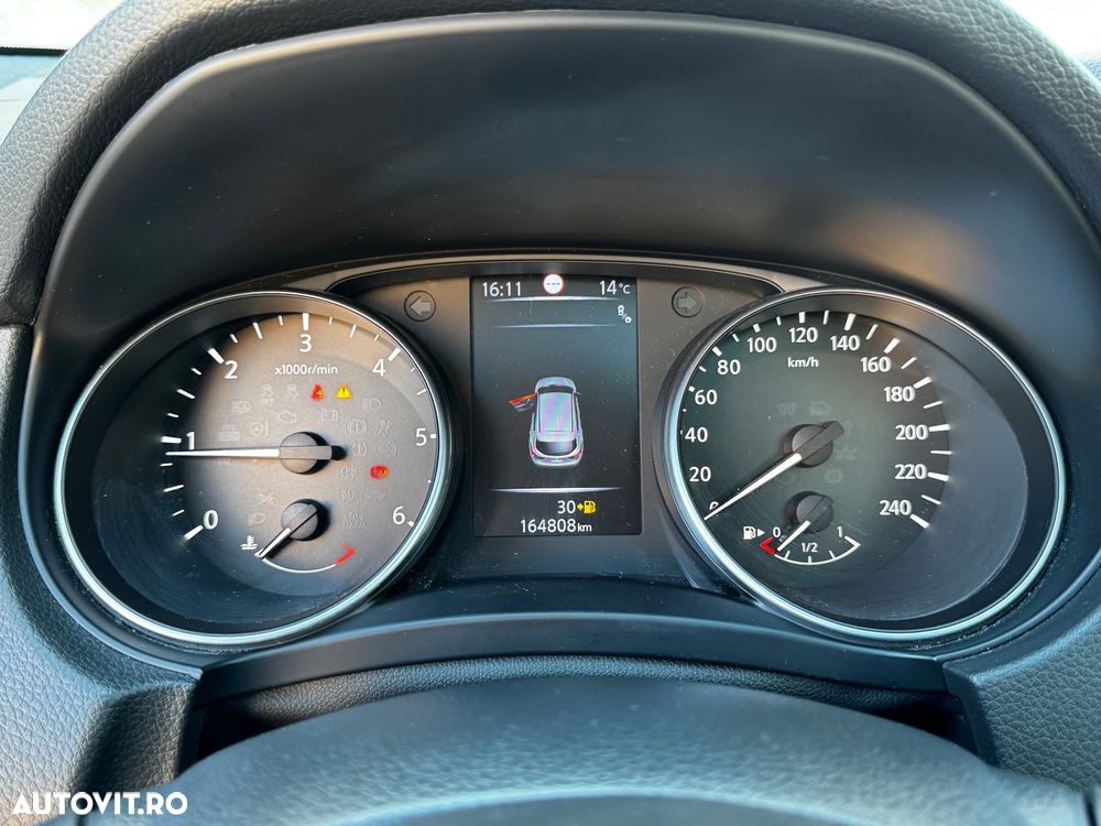 Nissan Qashqai 1.6 DCI TEKNA+ - 19