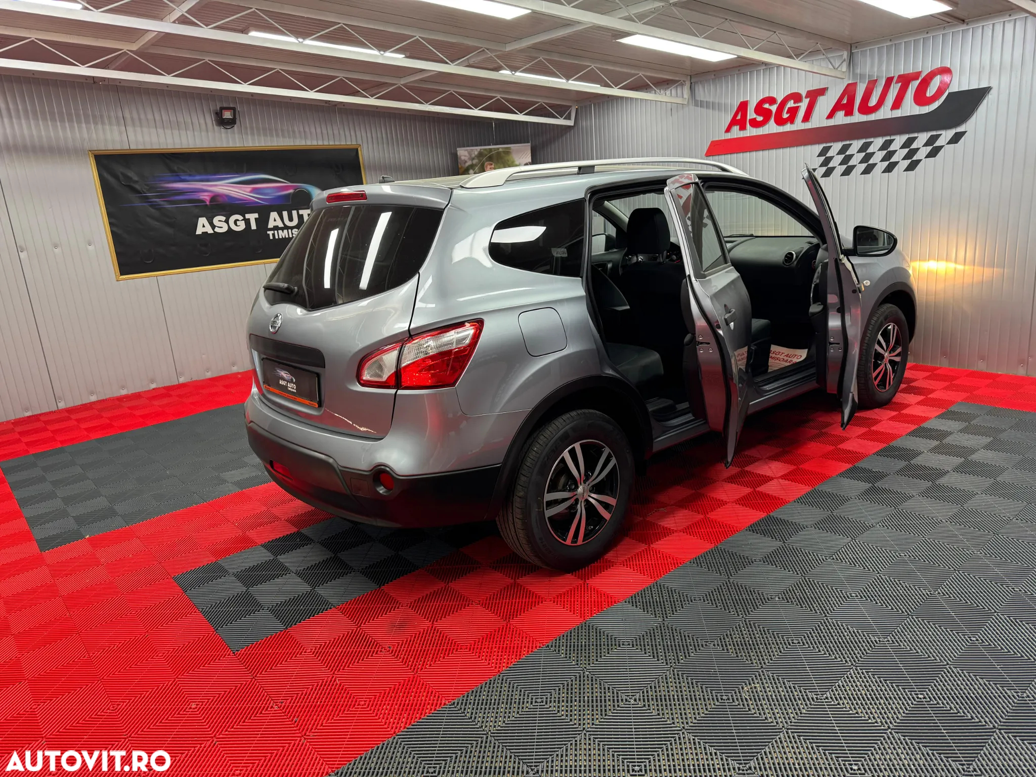 Nissan Qashqai+2 - 17