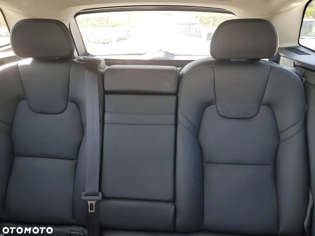 Volvo XC 60 T6 AWD Momentum - 8