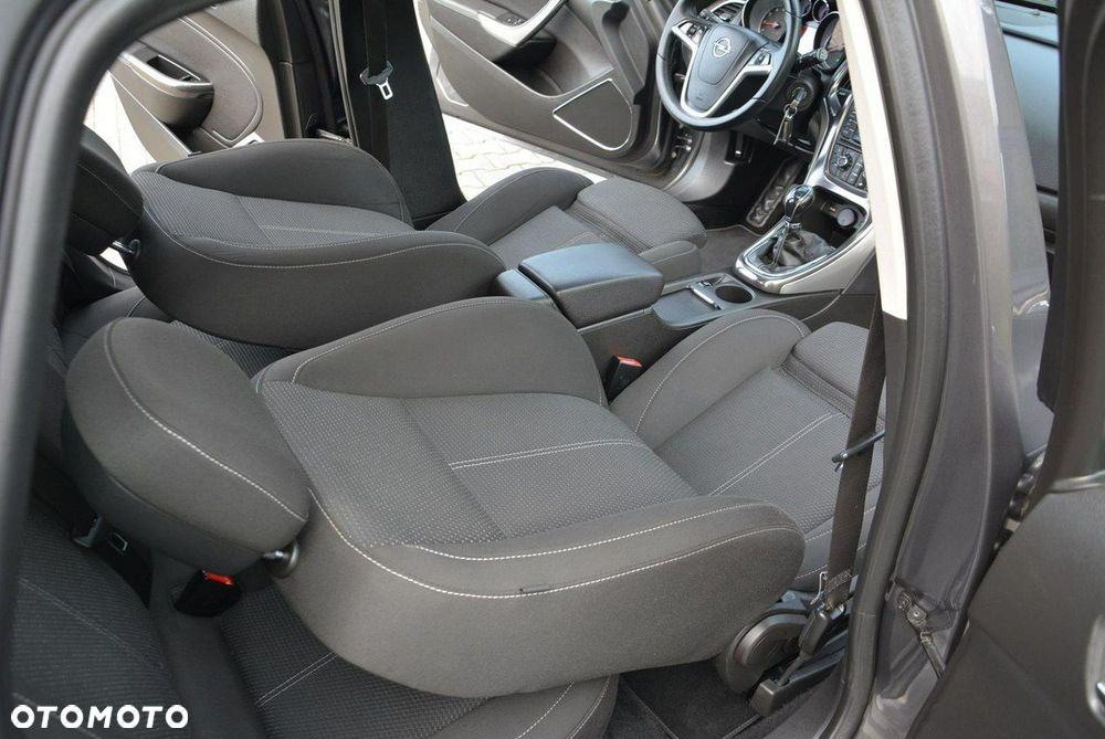 Opel Astra 1.4 Turbo Cosmo - 17