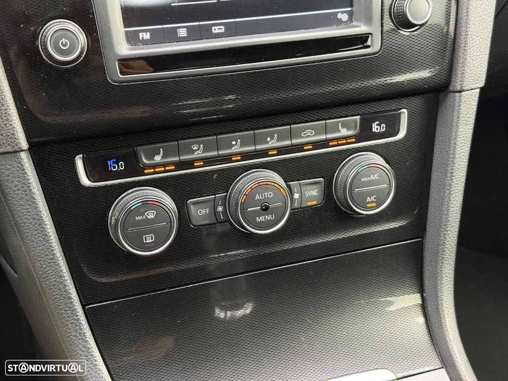 VW Golf 2.0 TDI GTD DSG - 22