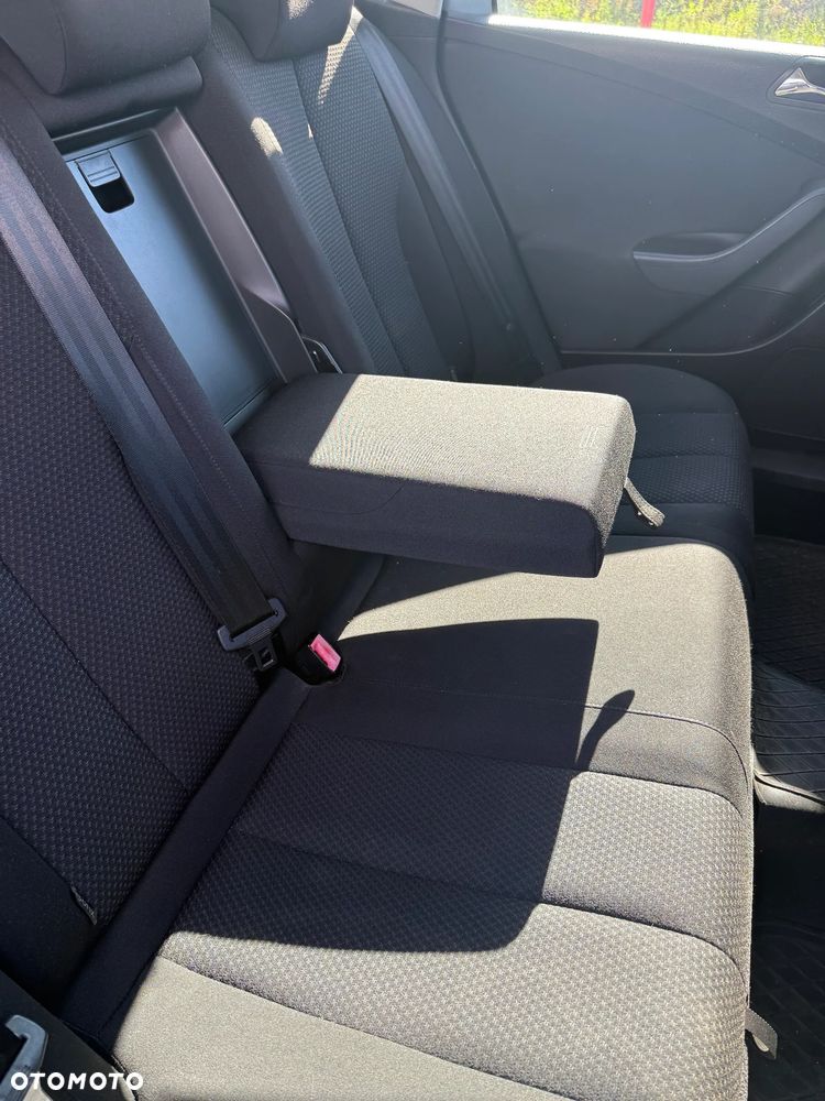 Volkswagen Passat 1.9 TDI Trendline - 13