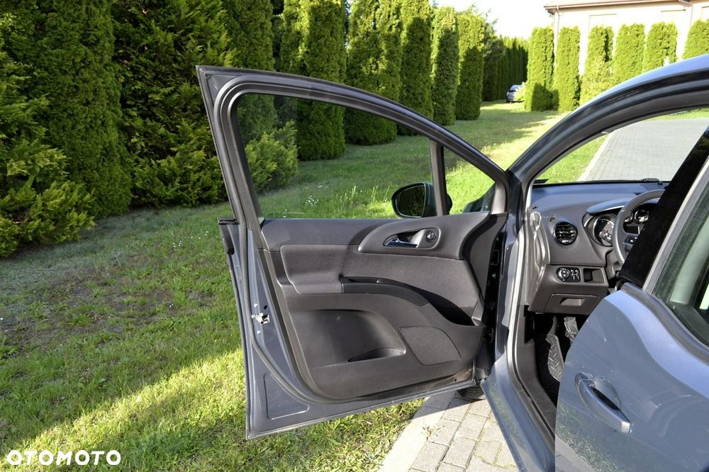 Opel Meriva 1.4 Style - 29