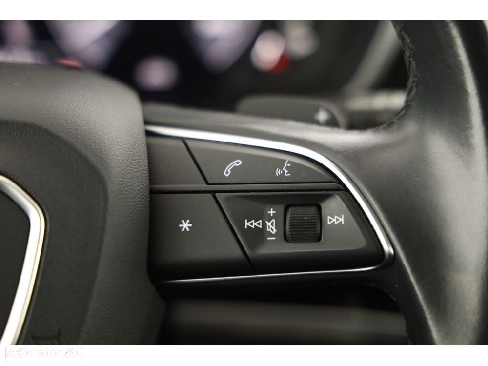 Audi Q3 45 TFSIe S tronic - 32