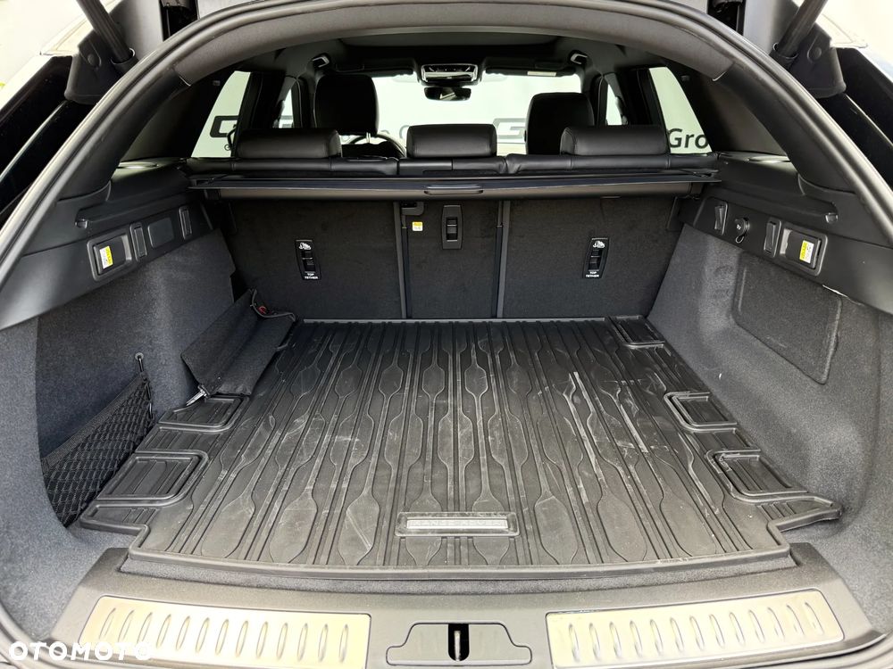 Land Rover Range Rover Velar D200 Dynamic SE - 14