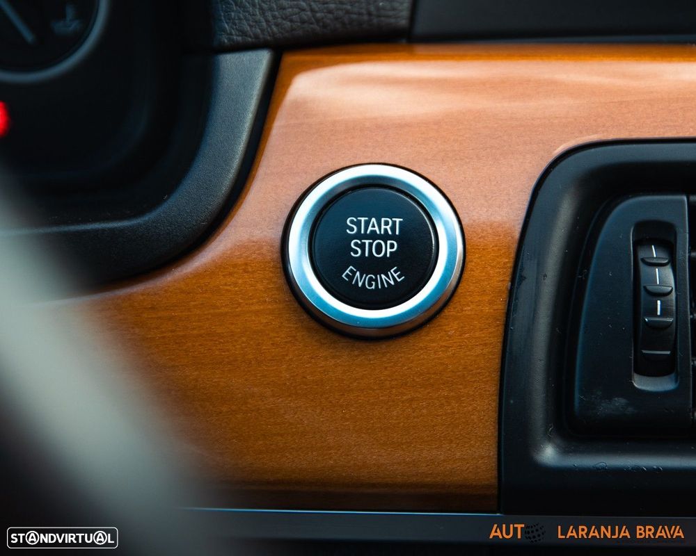 BMW 520 d Exclusive Auto 123g - 30