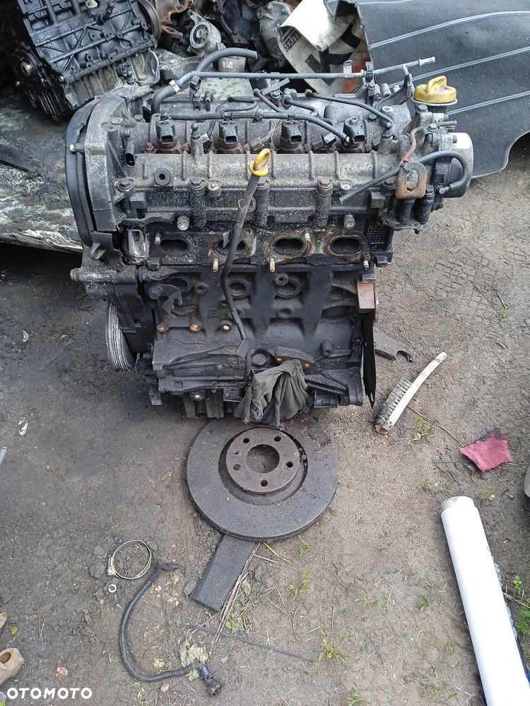 OPEL VECTRA C ZAFIRA B 1.9 CDTI SILNIK Z19DTH GOŁY SŁUPEK - 1