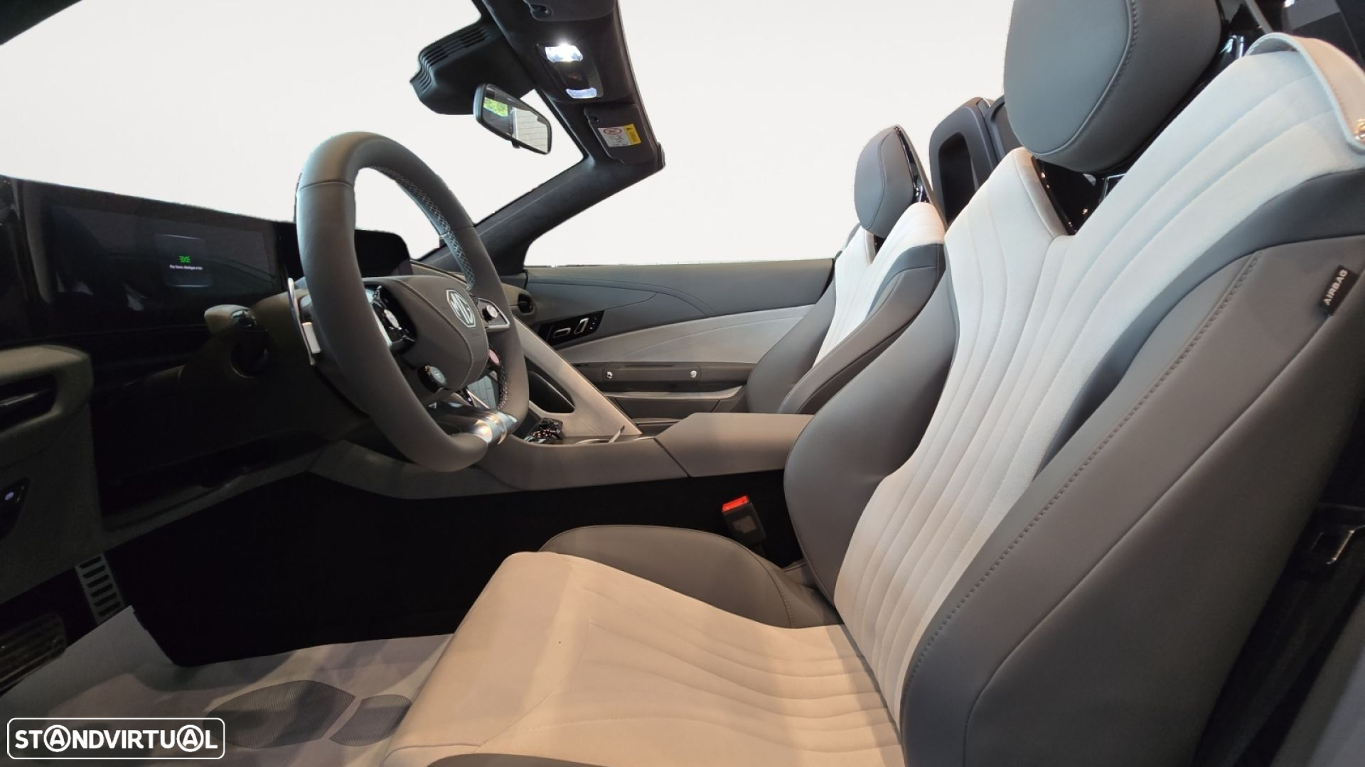 MG Cyberster 77 kWh GT - 14