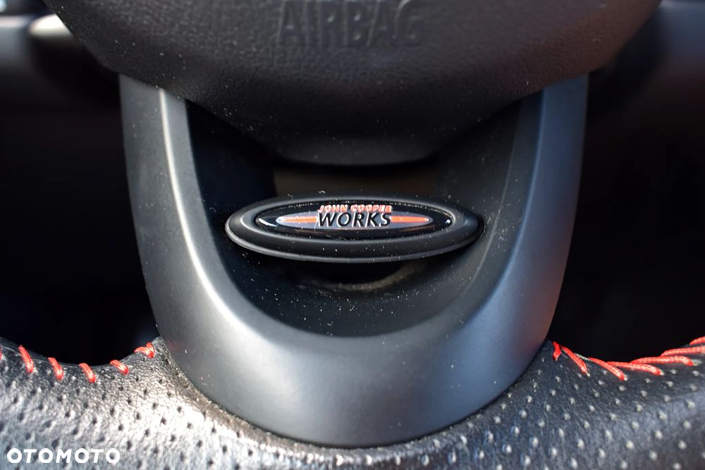 MINI John Cooper Works - 12