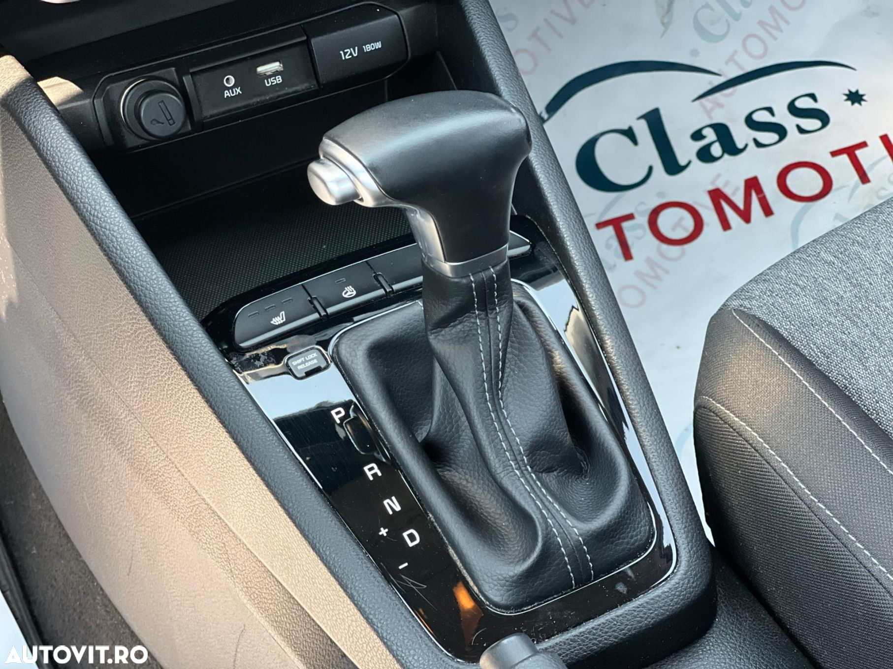 Kia Stonic 1.4 GSL 6AT Urban - 12