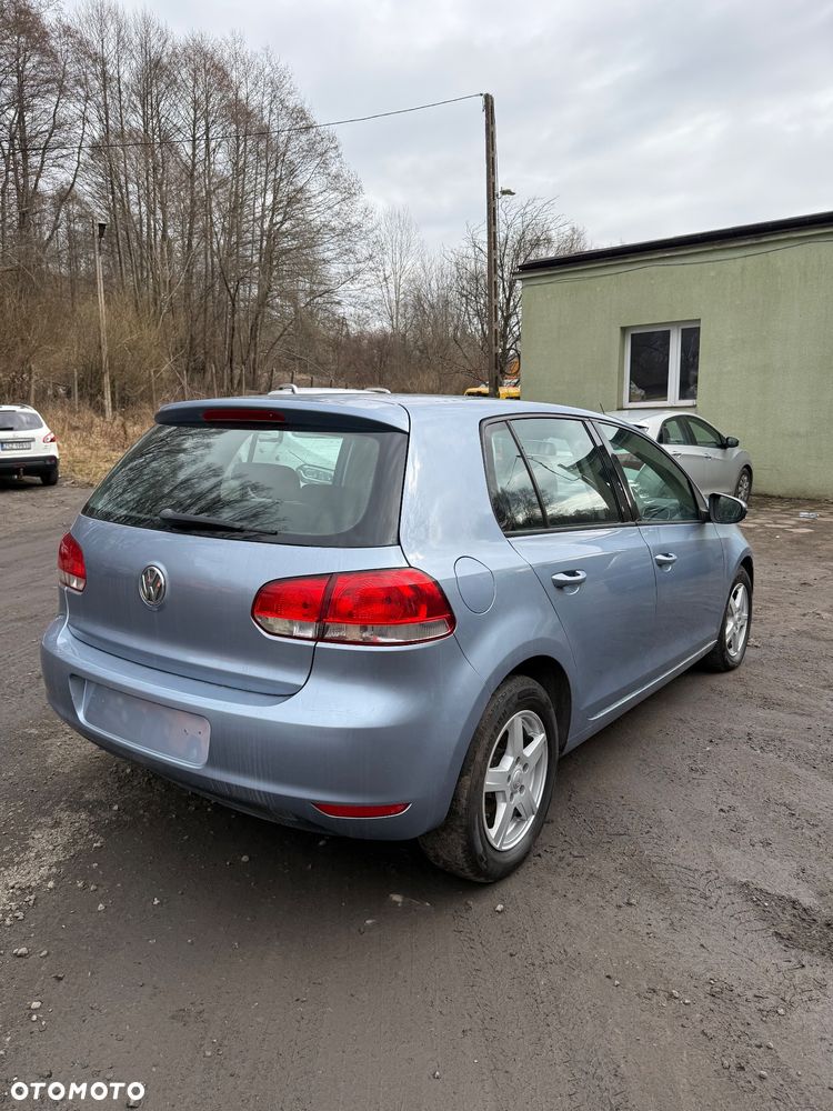 Volkswagen Golf - 3