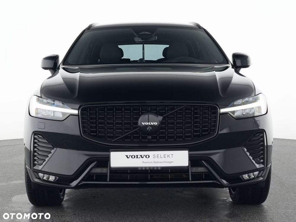 Volvo XC 60 B5 B AWD Ultra Black Edition - 3