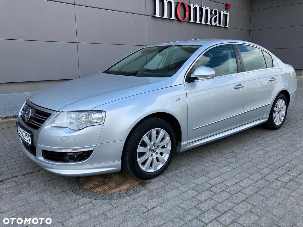 Volkswagen Passat 1.4 TSI Comfortline R-Style - 2