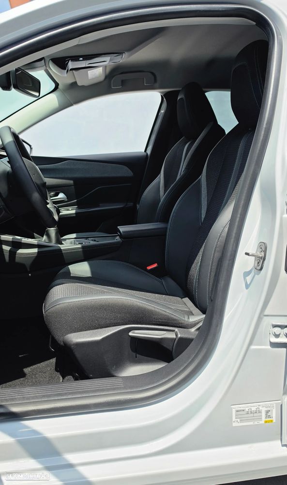 Peugeot 308 SW 130 e-THP Stop & Start Allure - 11