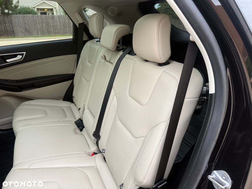 Ford Edge - 26