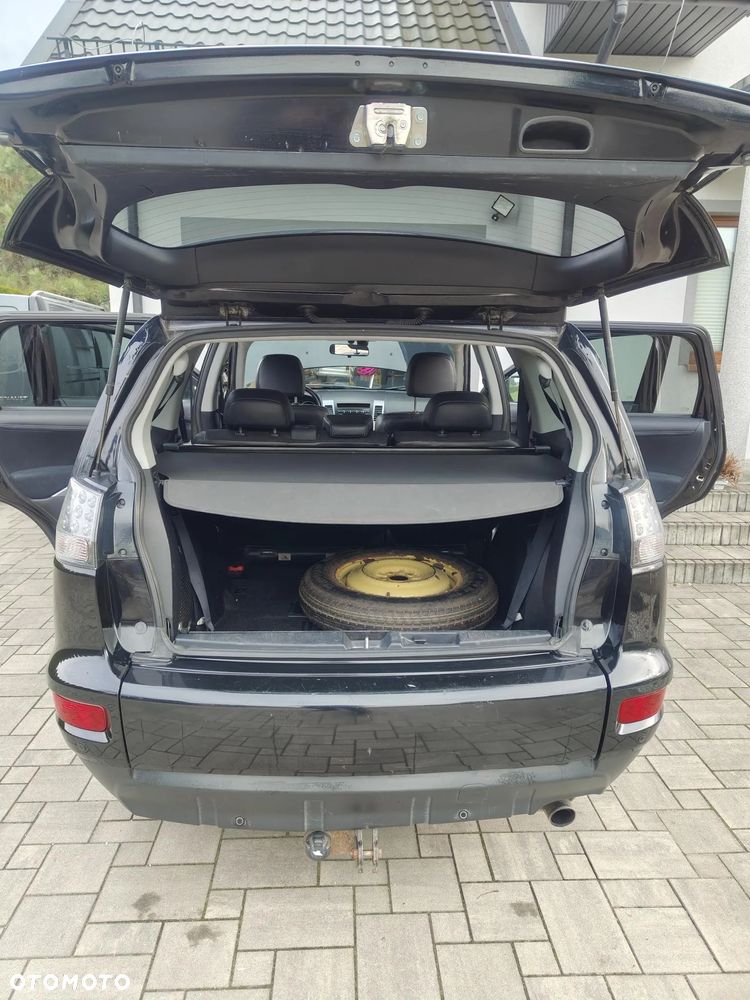 Mitsubishi Outlander 2.4 Instyle CVT - 8