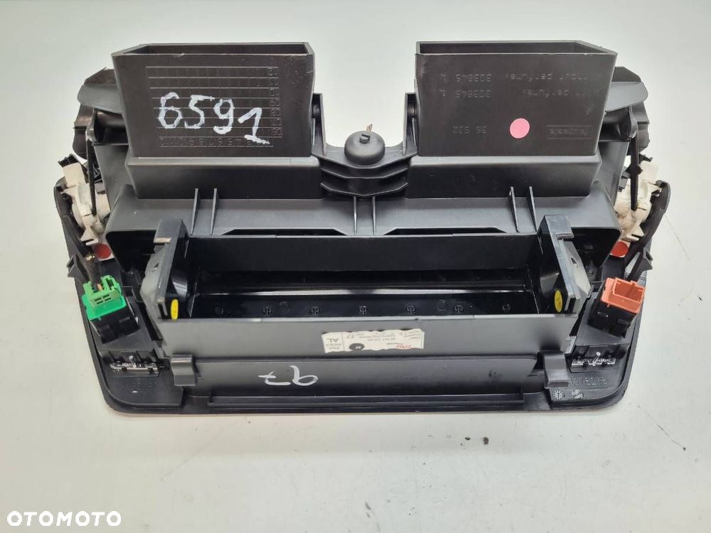 KRATKA NAWIEWU ŚRODKOWA DEKOR SCHOWEK CITROEN C4 GRAND PICASSO I 96541120 - 6