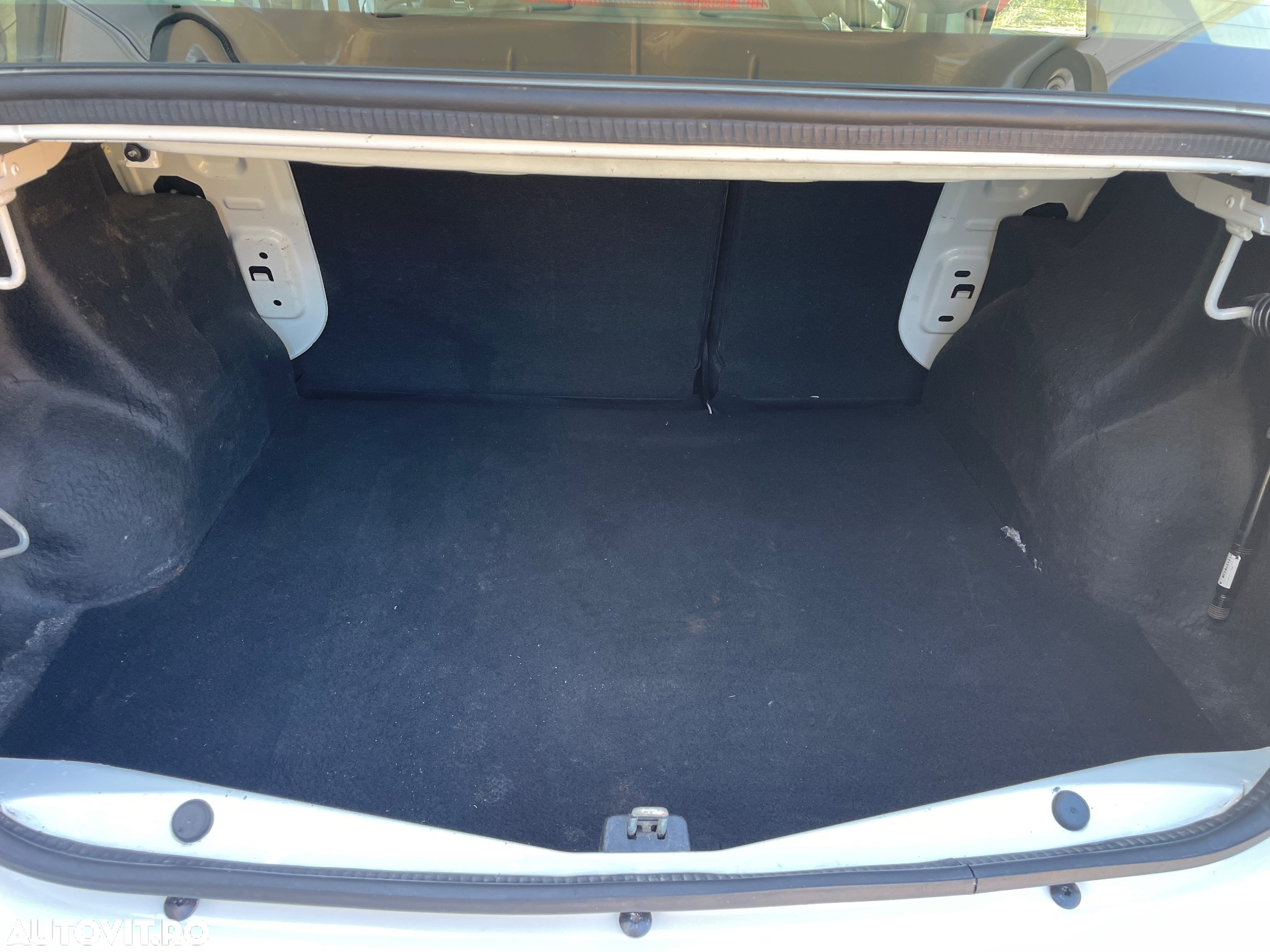 Dacia Logan MCV 1.5 Blue dCi Laureate - 17