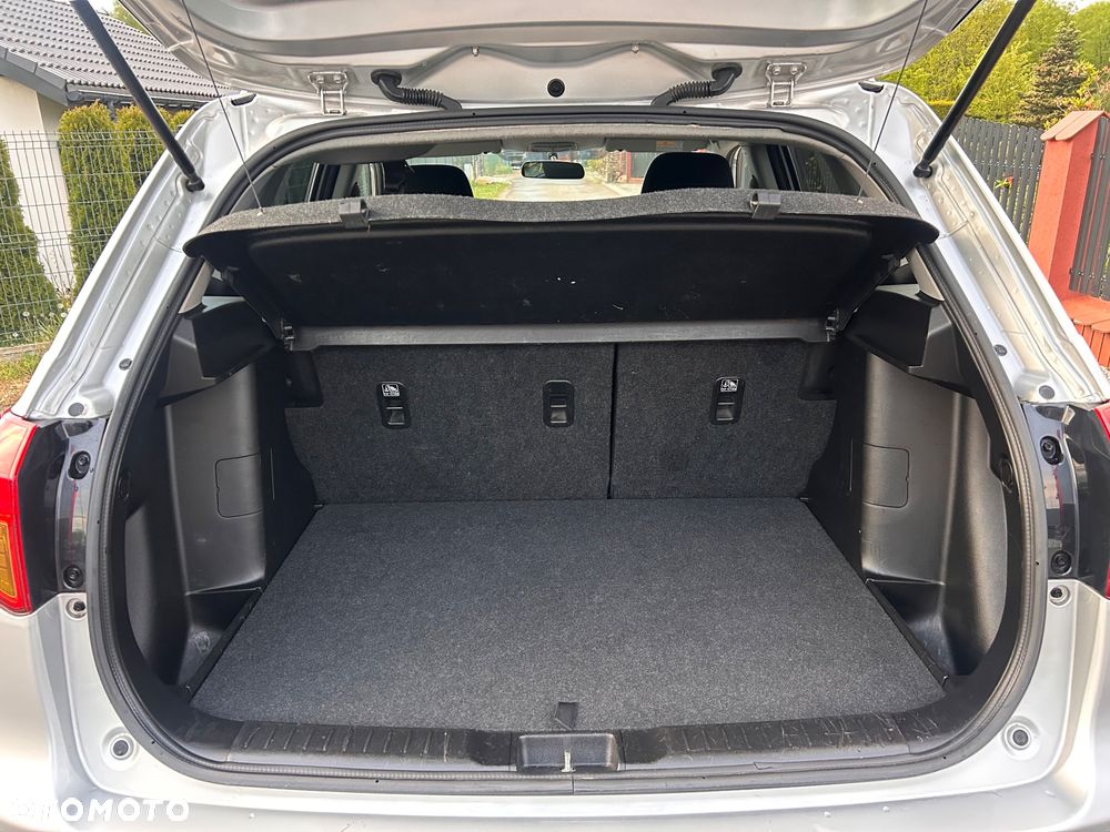 Suzuki Vitara 1.6 Comfort 2WD - 11