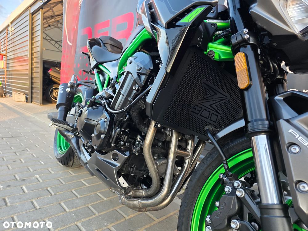 Kawasaki Z 900 - 17