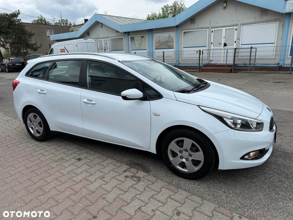 Kia Ceed 1.6 CRDi L - 8