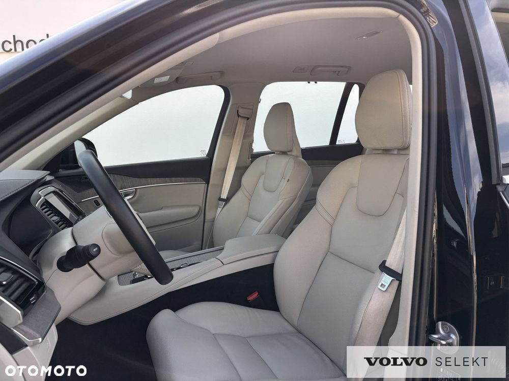 Volvo XC 90 - 7