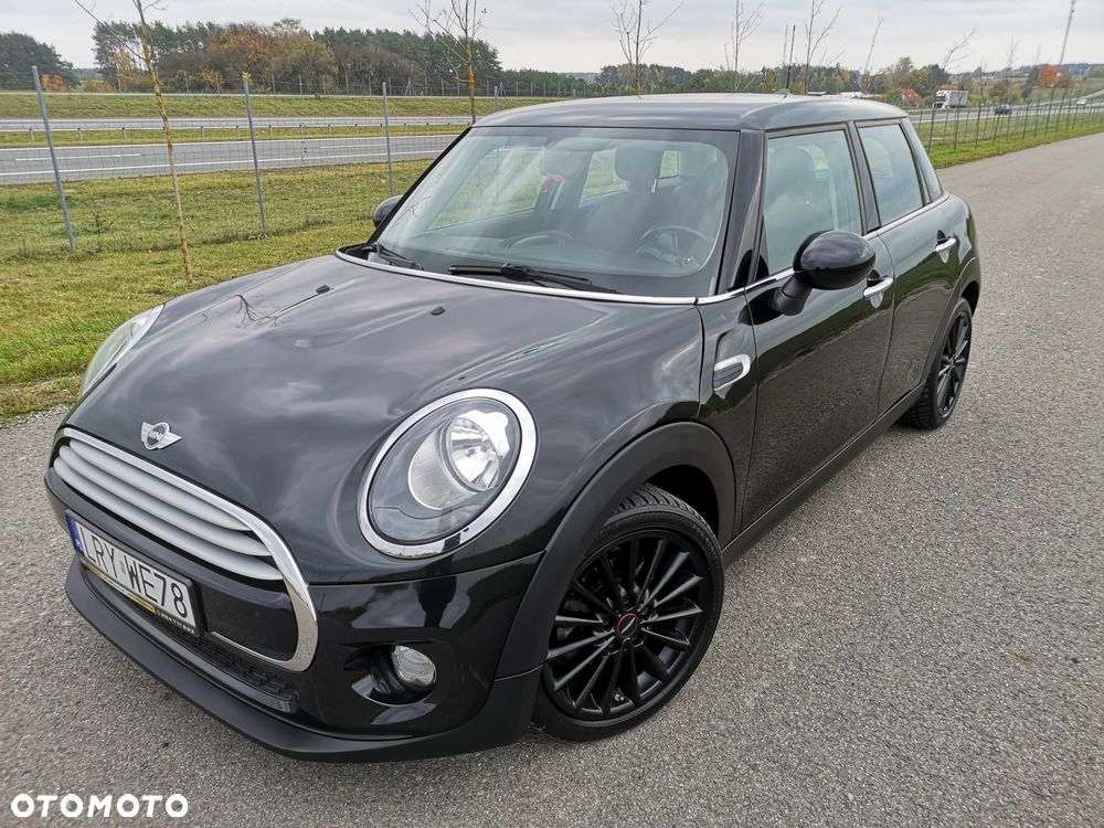 MINI Cooper Seven Chili - 11