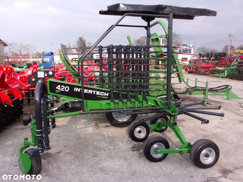 Pronar Przetrząsacz PWP530, PWP460 Pronar; ZKP770, ZKP-530, ZKP460 Inter-Tech; Z528 Kowalski; ZGRABIARKA ZKP420 Pronar, ZK42, ZK36 Kowalski; ZKT-420 Inter-Tech; ZK320 Mesko Rol; ZG-350 Euro-Masz; Przetrząsaczo-Zgrabiarka Z-275 Mesko-Rol; Przetrząsaczo zgraniarka taśmowa WIRAX, Akpil "OSA" - 22