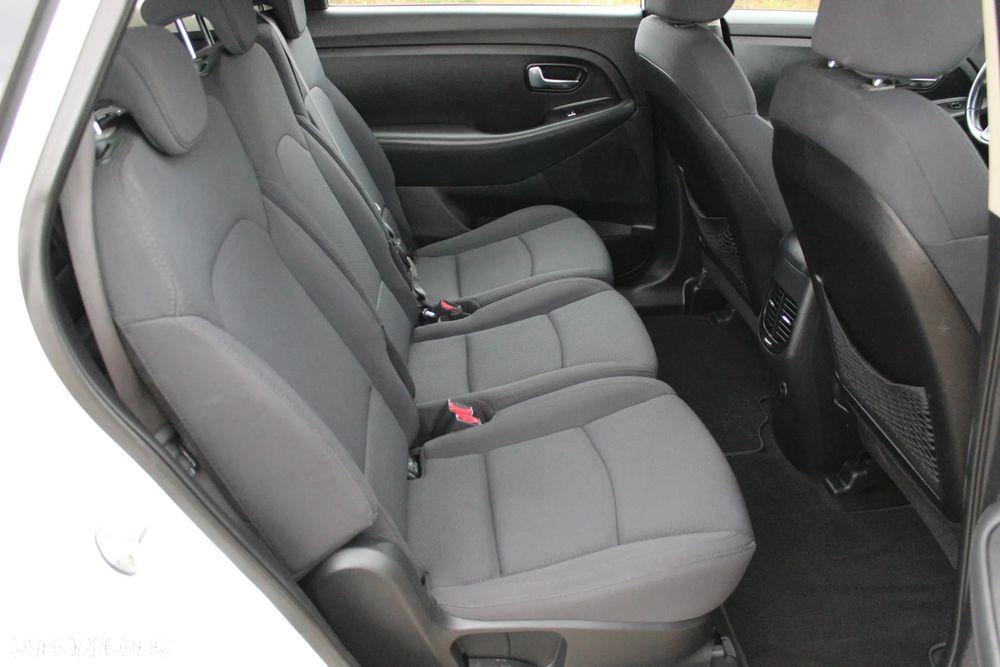Kia Carens 1.7 CRDi 115 Dream Team Edition - 21