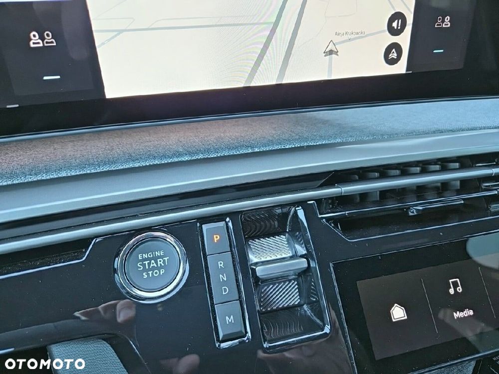 Peugeot 5008 - 12