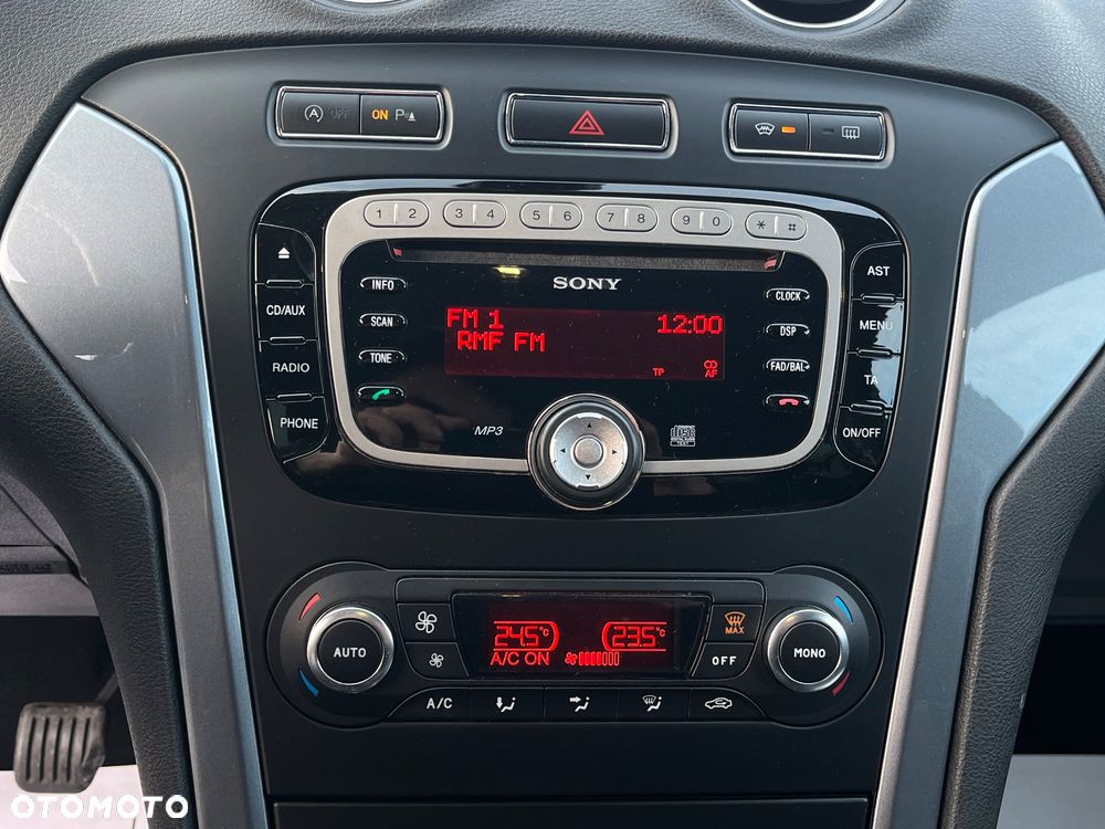 Ford Mondeo 1.6 Eco Boost Trend - 14