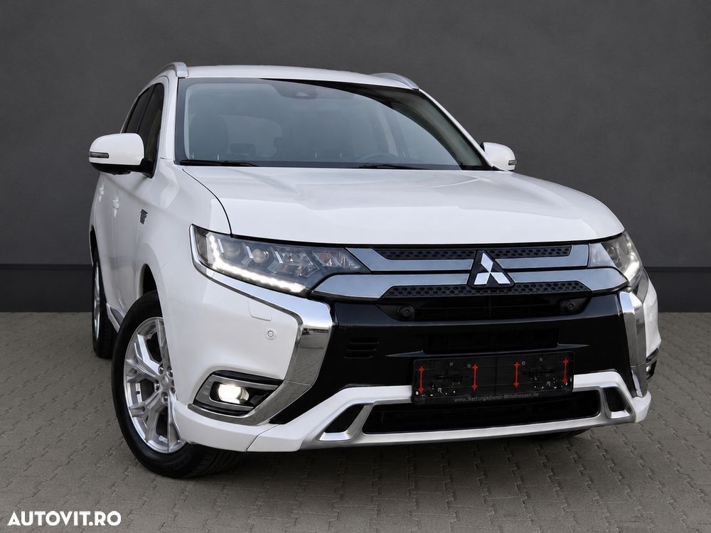 Mitsubishi Outlander 2.4 4WD Diamant+ - 1