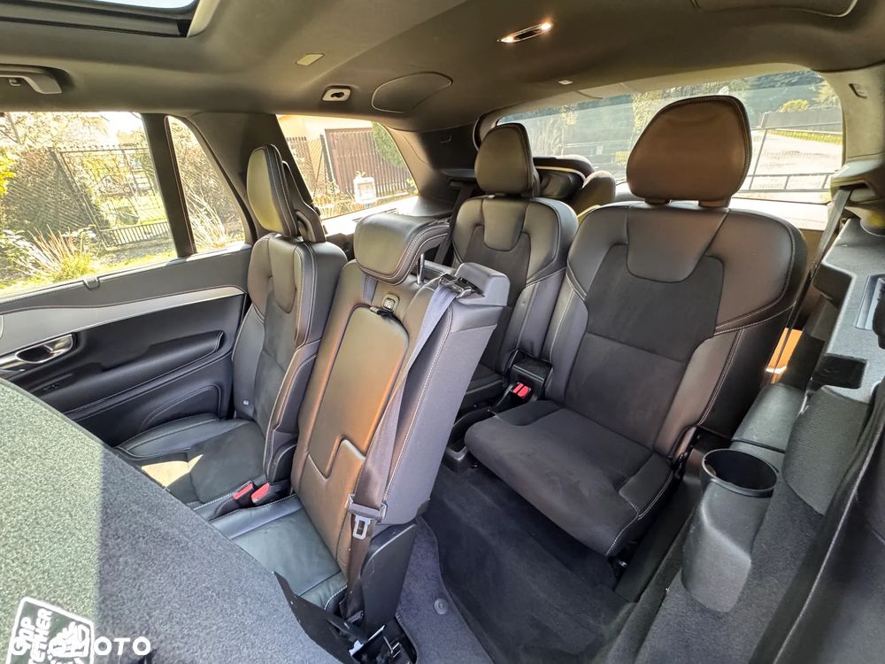 Volvo XC 90 T8 AWD Plug-In Hybrid R-Design 7os - 12