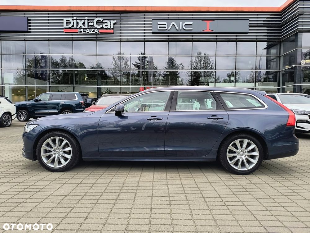 Volvo V90 D4 Momentum Pro - 3