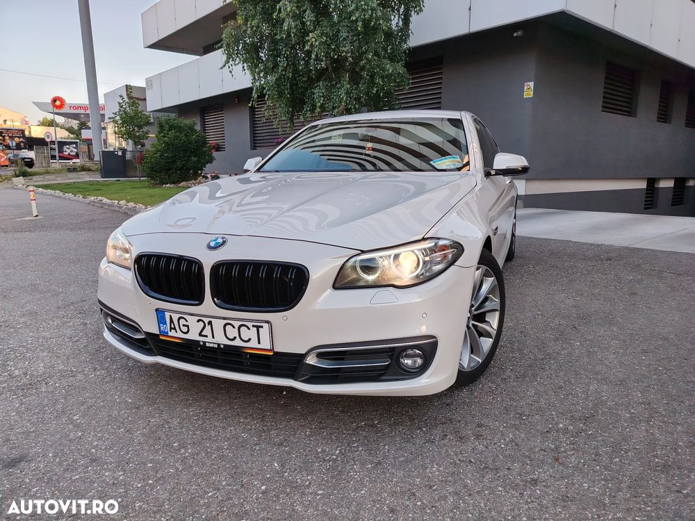 BMW Seria 5 520d Aut. Modern Line - 1