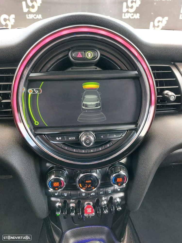 MINI 3 Portas Cooper S Aut. - 53
