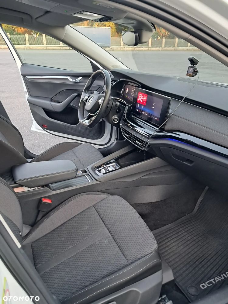 Skoda Octavia 1.5 TSI e-Tec Style DSG - 25