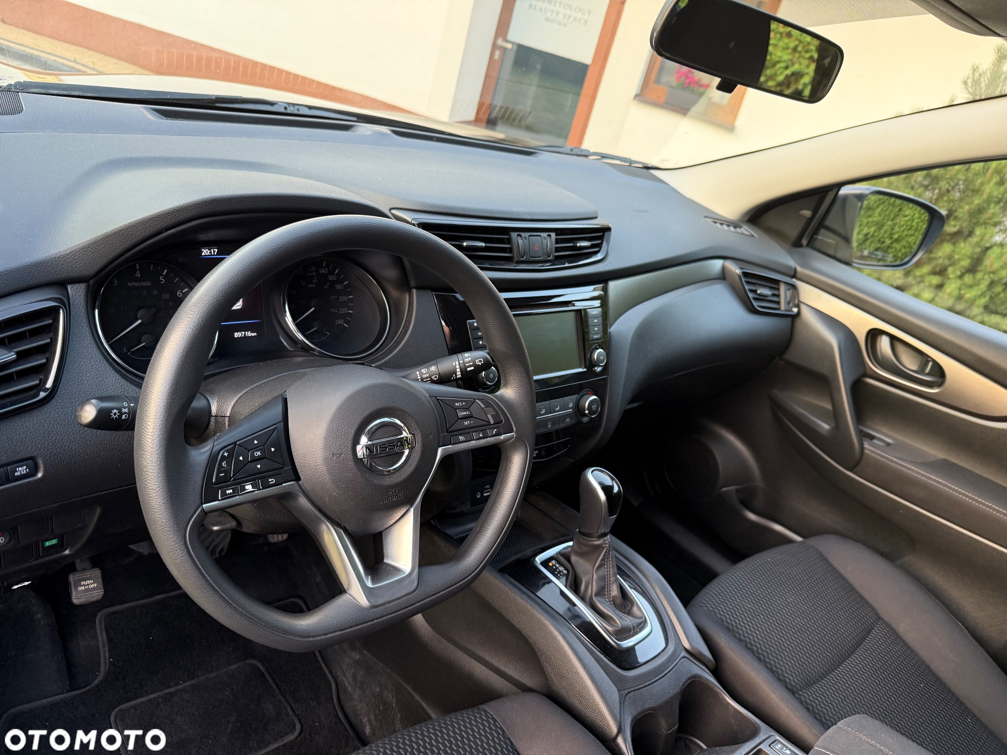 Nissan Qashqai - 14