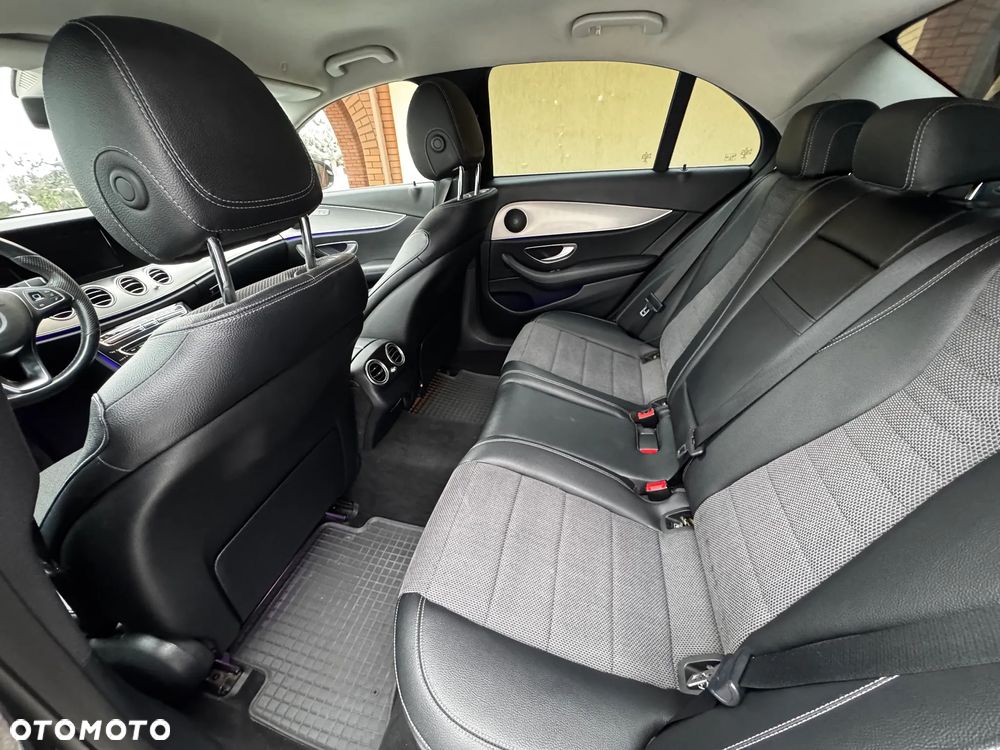 Mercedes-Benz Klasa E - 10