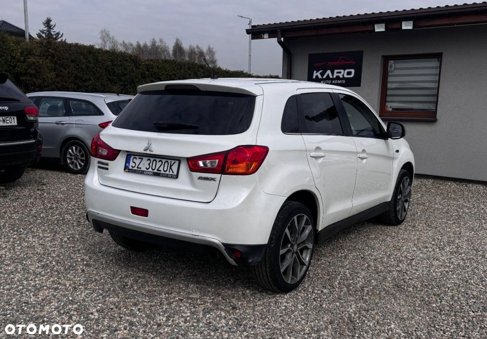 Mitsubishi ASX - 5