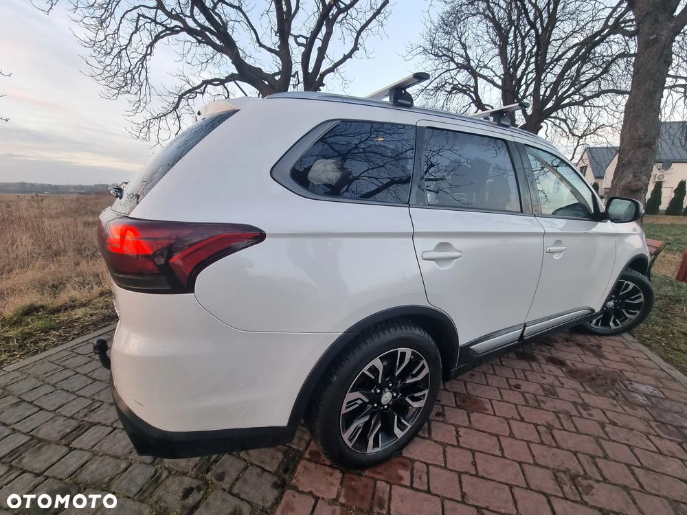 Mitsubishi Outlander 2.2 DID Intense + 4WD - 4