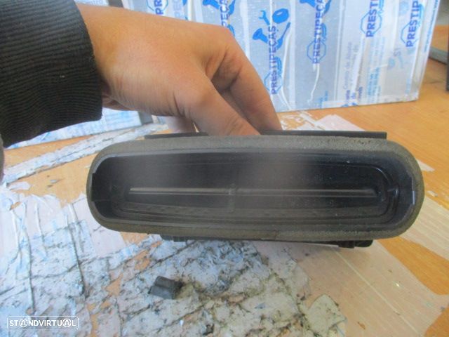 Grelha Friso 71295560 BMW E91 SW 2011 TRAS BMW E90 FASE 1 2005 320D 163CV 4P CINZA TRAS MEIO CENTRAL GRE VENTILAÇÃO - 3