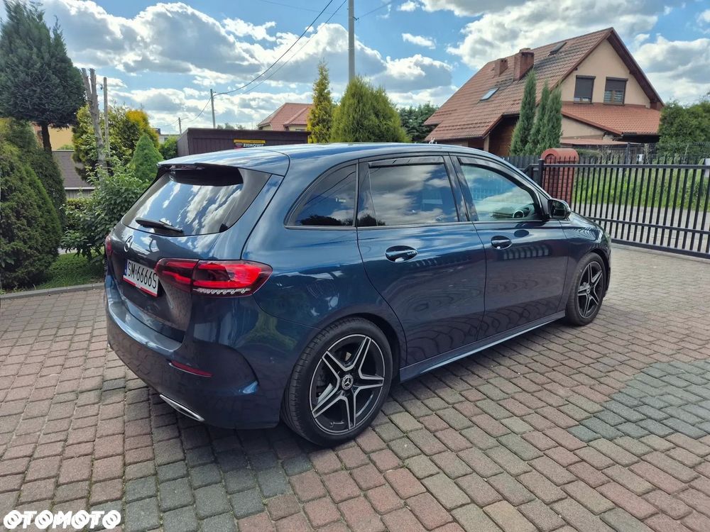 Mercedes-Benz Klasa B 200 d AMG Line 8G-DCT - 10