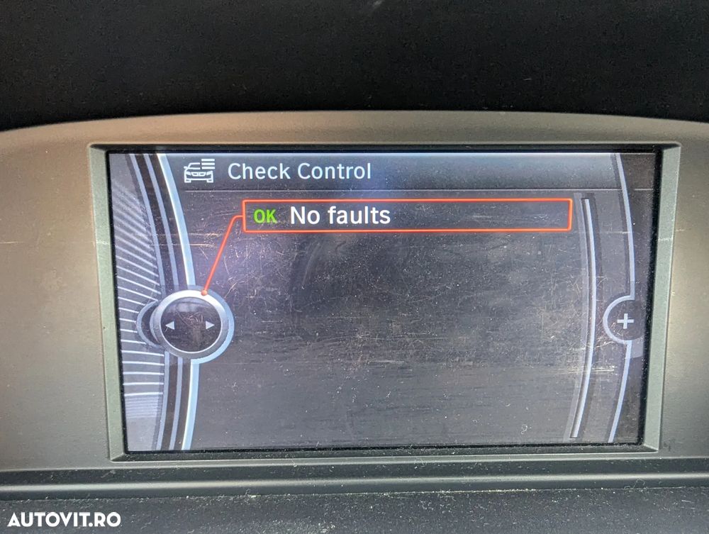 BMW Seria 3 318d Touring - 14