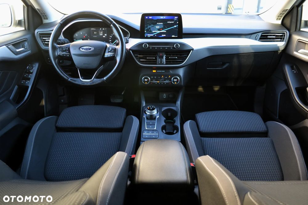 Ford Focus 2.0 TDCi Titanium ASS PowerShift - 8