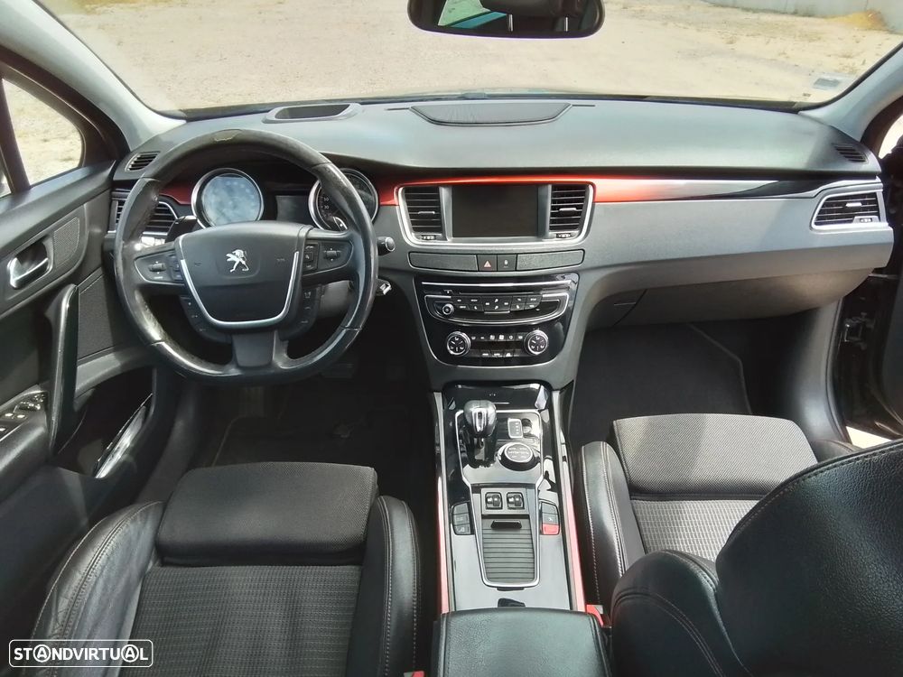 Peugeot 508 RXH 2.0 HDi Hybrid4 2-Tronic - 12