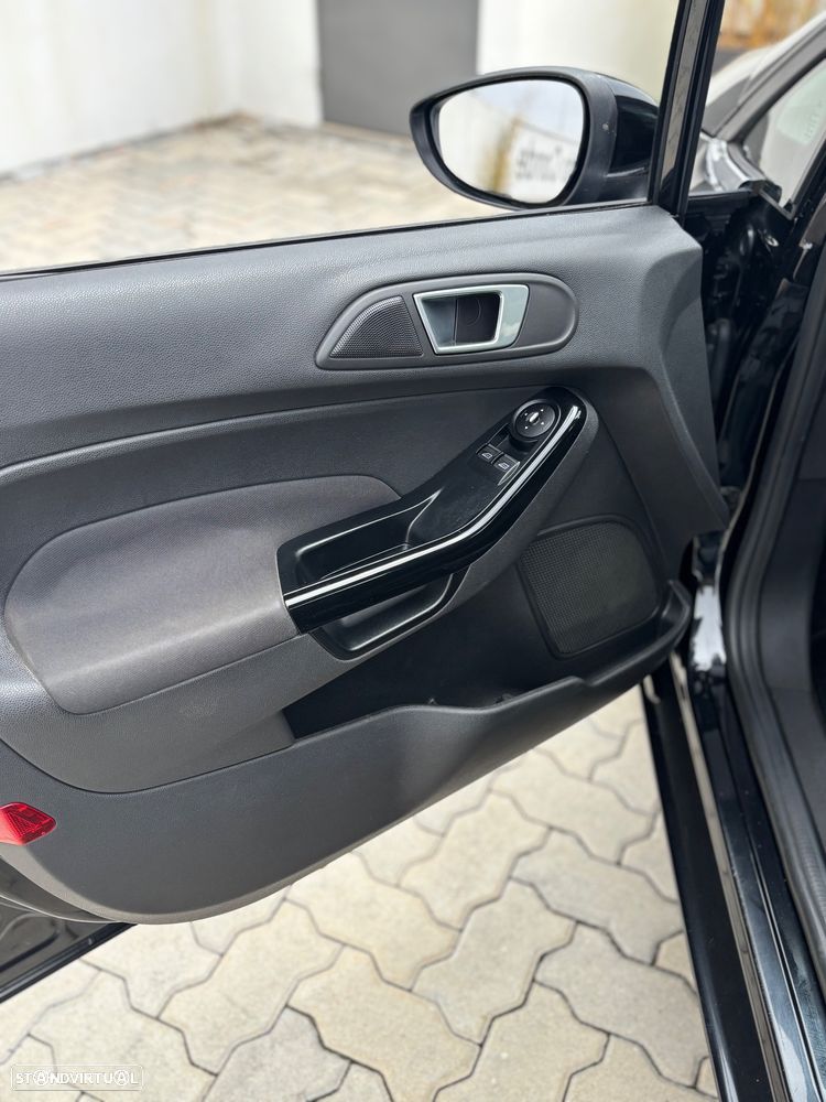 Ford Fiesta 1.0 Ti-VCT Titanium - 11