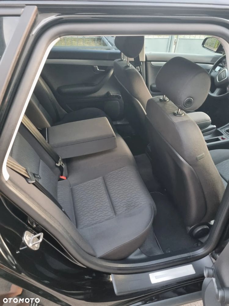 Audi A4 Avant - 6
