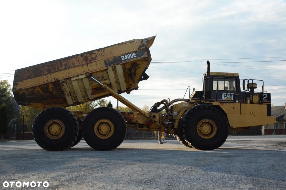 Caterpillar D400E / 1998r / 24190h / Opony 95% / Grzana paka - 3